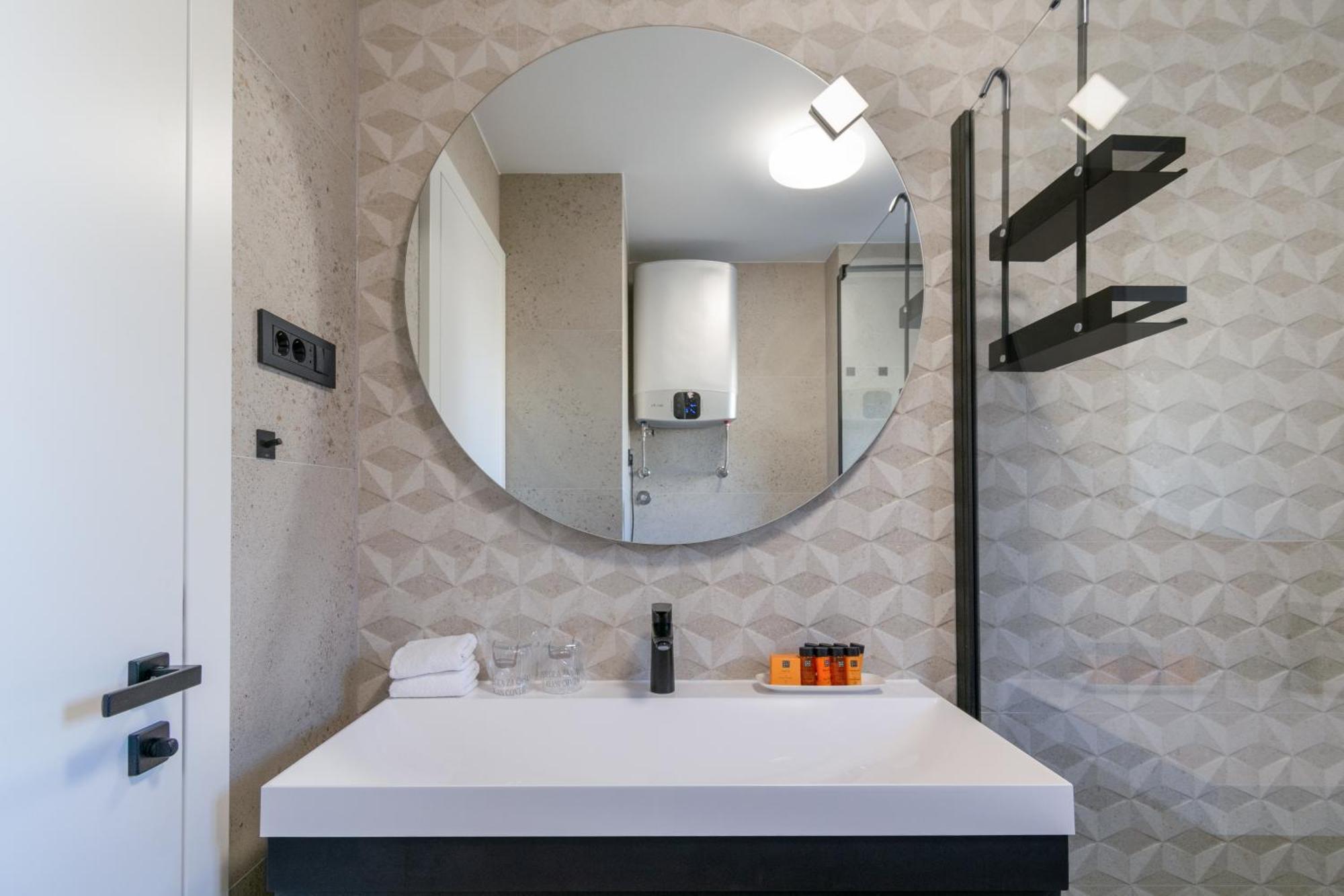 Lux Apartment Aleo Макарська Екстер'єр фото