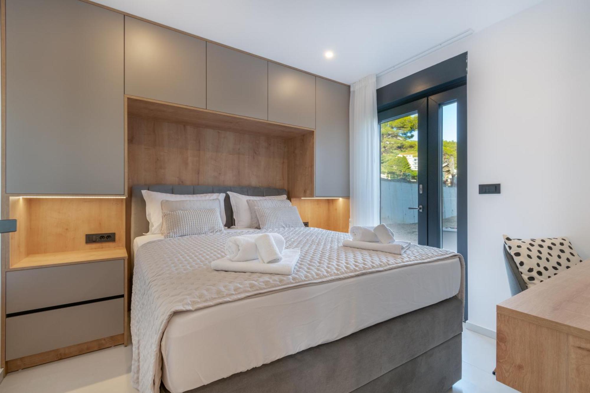 Lux Apartment Aleo Макарська Екстер'єр фото